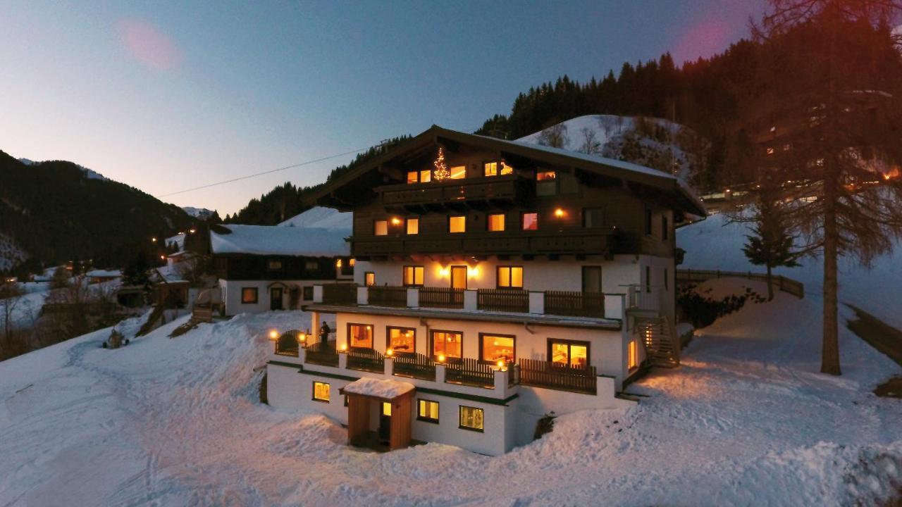 Gaestehaus Standardhaus Зальбах-Гінтерглемм Екстер'єр фото